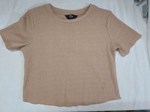 Max Urban Textured Crinkle Crop Top