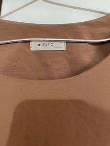 Korean Top
