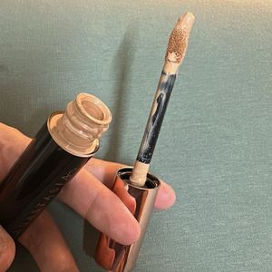 Anastasia Beverly Hills Magic Touch Concealer