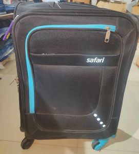 Safari Large Check In Suitcase (77CM) 4 Wheels