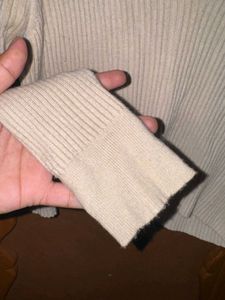 Womens Cream Ribbed V-Neck Cropped Sweater