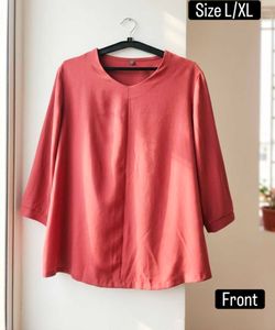 V-Neck 3/4 Sleeve Tunic Top