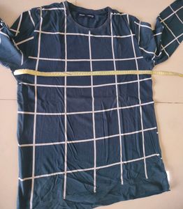 Maniac Striped Men Round Neck Blue And White Tshirt For Men