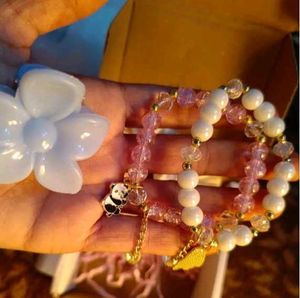 Cute Tulip &amp; Pearl Earrings