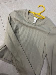 Ribbed Long Sleeve Crop Top