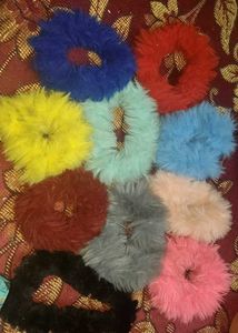 Fluffy Scrunchie Set