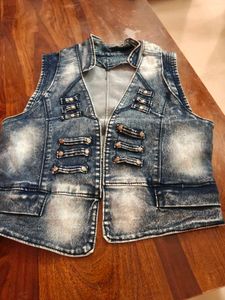 Vintage Retro Acid-Wash Denim Jacket