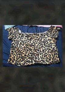 branded Top