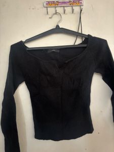 Ribbed V-Neck Long Sleeve Top