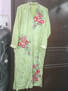Beautifully Embroidered Kurta