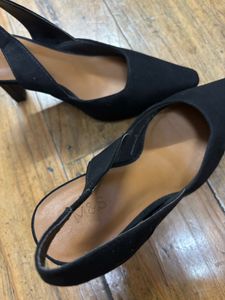 Stylish Black Slingback Heels