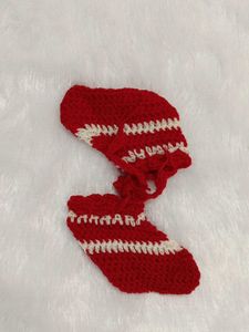 Handmade Crochet Red &amp; White Striped Set