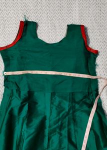 New Sleeveless Silk Kurti