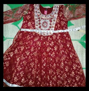 Red &amp; Gold Embroidered Salwar Kameez