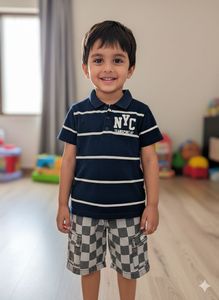 5 pairs of clothing set by Trends
