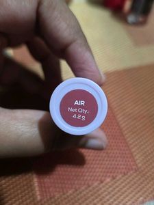 Nykaa Superlight Feathertouch Lipstick - Air