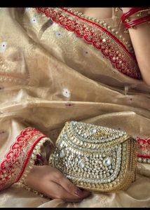 viral saree totally new with ready made blouse