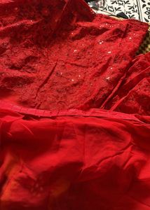 women red ready made saree