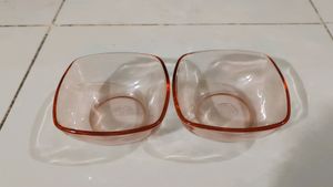 New Unused Set of 2 Vintage Pink Glass Bowls