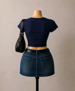 CROPPED BLOKETTE TSHIRT ⚽(COMPLETELY NEW)