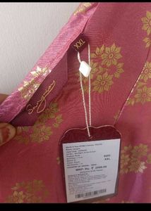 Sangria sleeveless foil print kurta