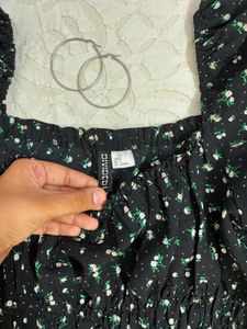 H&amp;M Floral Smocked Square Neck Top