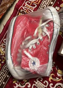 Red Converse High - Iconic Original Sneaker