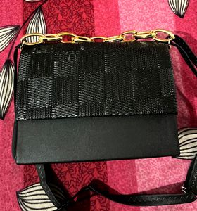 Chic Black Chain Shoulder Bag