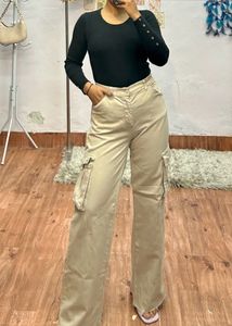 Bershka Cargo