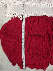Chic Red &amp; White Smocked Top