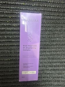 NAMYAA Brightening Body Wash