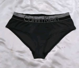 Calvin Klein Sports Bra panty set