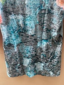 Vibrant Abstract Print 3/4 Sleeve Top
