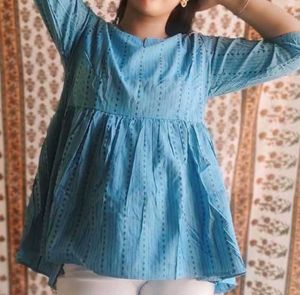 beautiful women daily wear top
