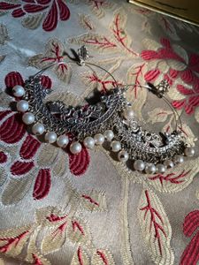 EARING