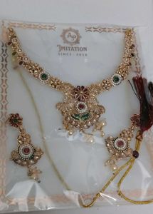 Necklace &amp; Earring Set