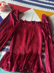 Velvet Smocked Peplum Top🌷