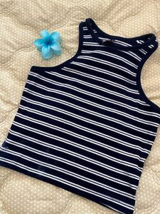 Tank top but1 get 1 free