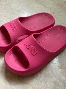 Puma Shibusa Glowing Pink Slides