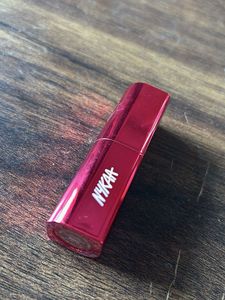 Nykaa ultra silk hydrating satin lipstick