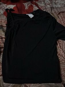 Asymmetrical One-Sleeve Black Top
