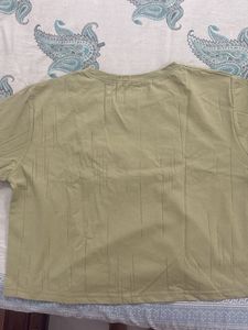 Oversized Crop T-shirt