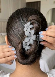 Stylish Grey Claw Clip