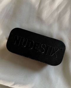 ✨ Nudestix Bronzer