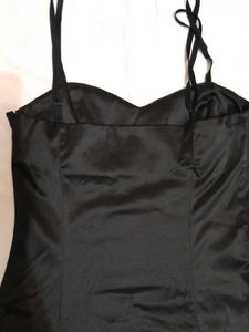 Elegant Black Ruffled Midi Dress