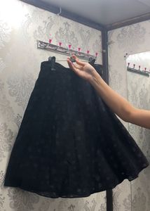 Elegant Black Patterned Midi Skirt