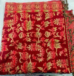 Beautiful Red &amp; Gold Embellished Dupatta