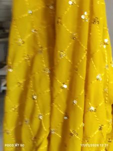 it's lahenga choli with shrug