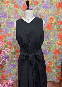 Elegant Black Maxi Dress