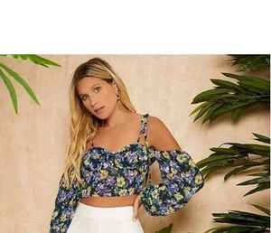 Floral Off-Shoulder Crop Top